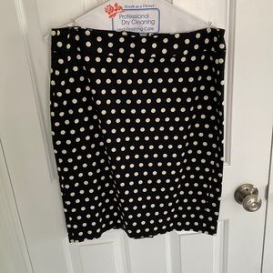 Fitted work skirt